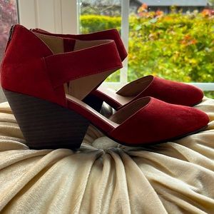 Eileen Fisher Oxblood Red Stacked Heel